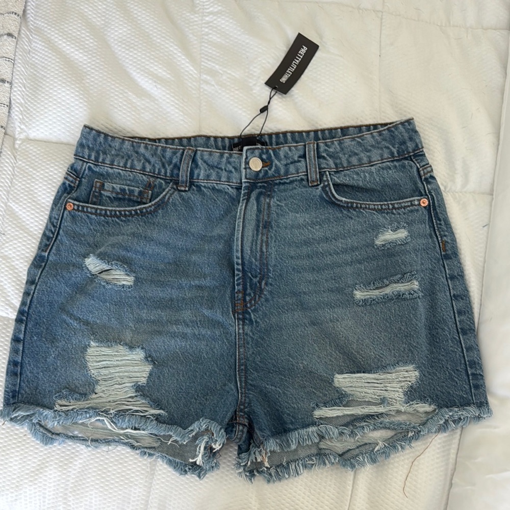 NWT Pretty Little Thing Distressed Shorts
